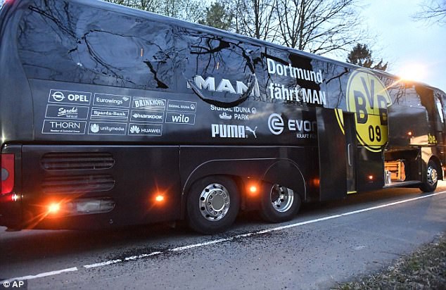 Xe bus của Dortmund bị tấn công vào đầu tháng trước