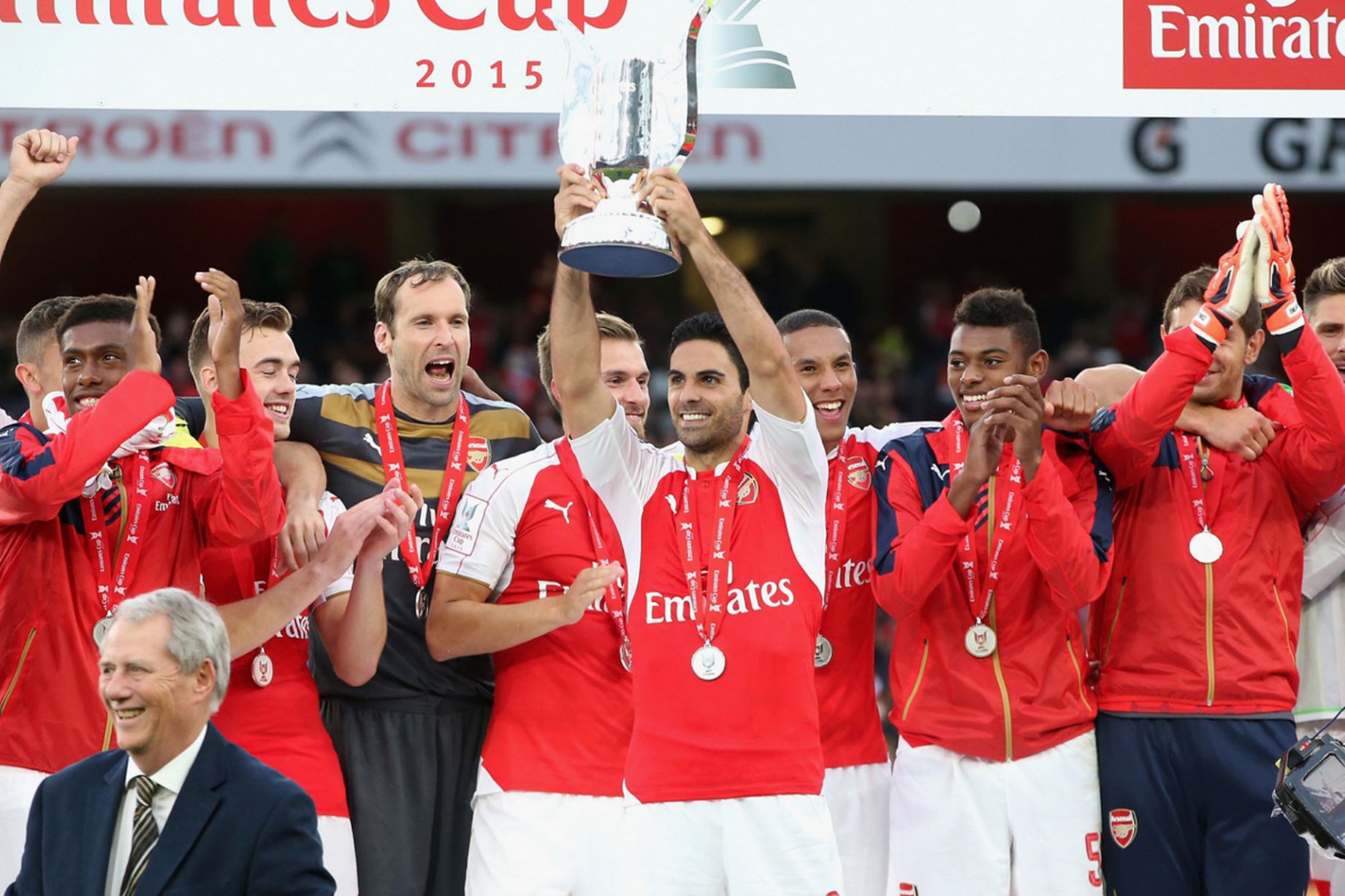 Arsenal là đội giàu thành tích Emirates Cup với 4 lần vô địch