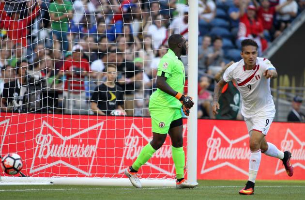 7h30 ngày 13/06: Brazil-Peru: Dunga dựa hết vào Coutinho