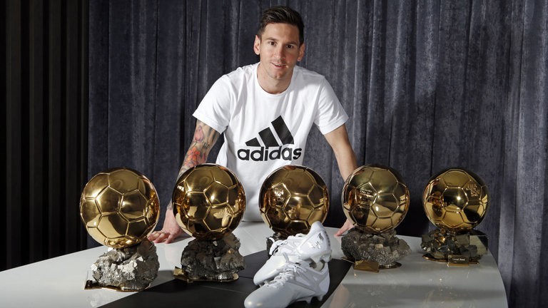 Messi đã giành được 5 Quả bóng Vàng