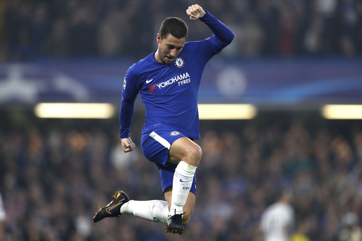 Hazard ghi 2 bàn giúp Chelsea thoát thua ngay trên sân nhà
