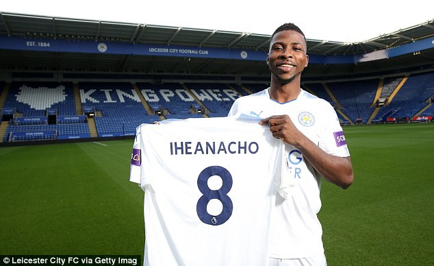 Iheanacho chính thức rời Man City để gia nhập Leicester