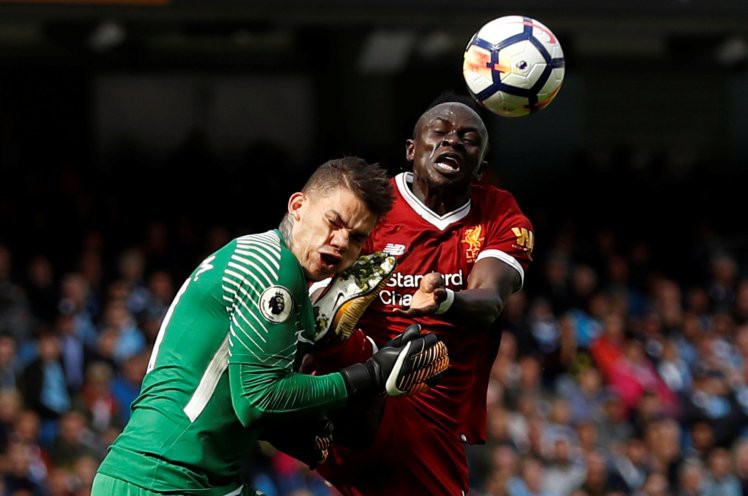 Sadio Mane vừa bị treo giò 3 trận vì dính thẻ đỏ ở trận gặp Man City