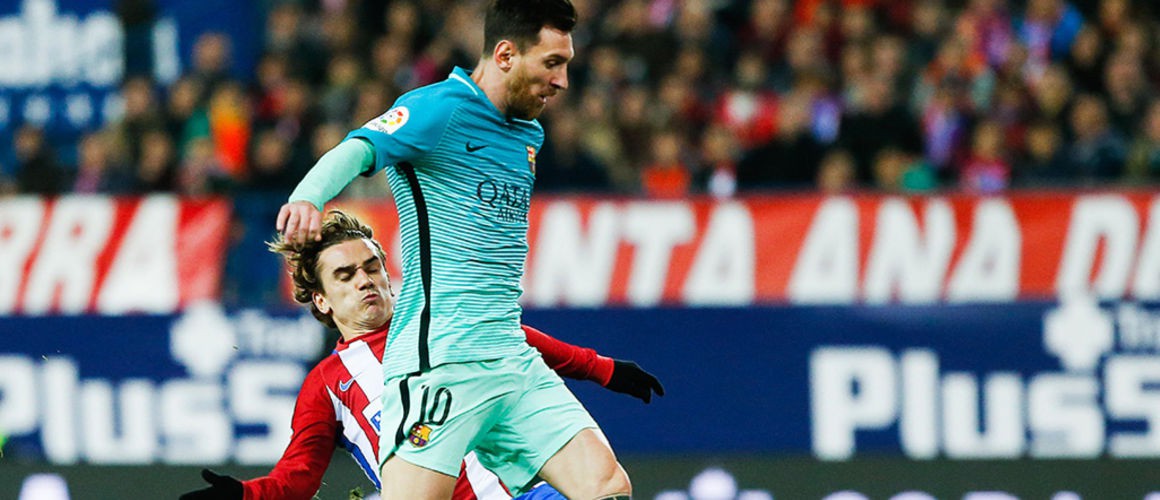 Đích thân Messi (áo xanh) đã yêu cầu Barcelona mua Griezmann (áo đỏ)