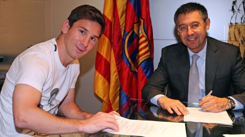 Messi chưa đặt bút ký vào hợp đồng mới của Barcelona