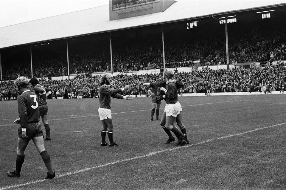 Liverpool và Leicester được đá Siêu Cúp Anh 1971, sau khi Arsenal ''bỏ cuộc''