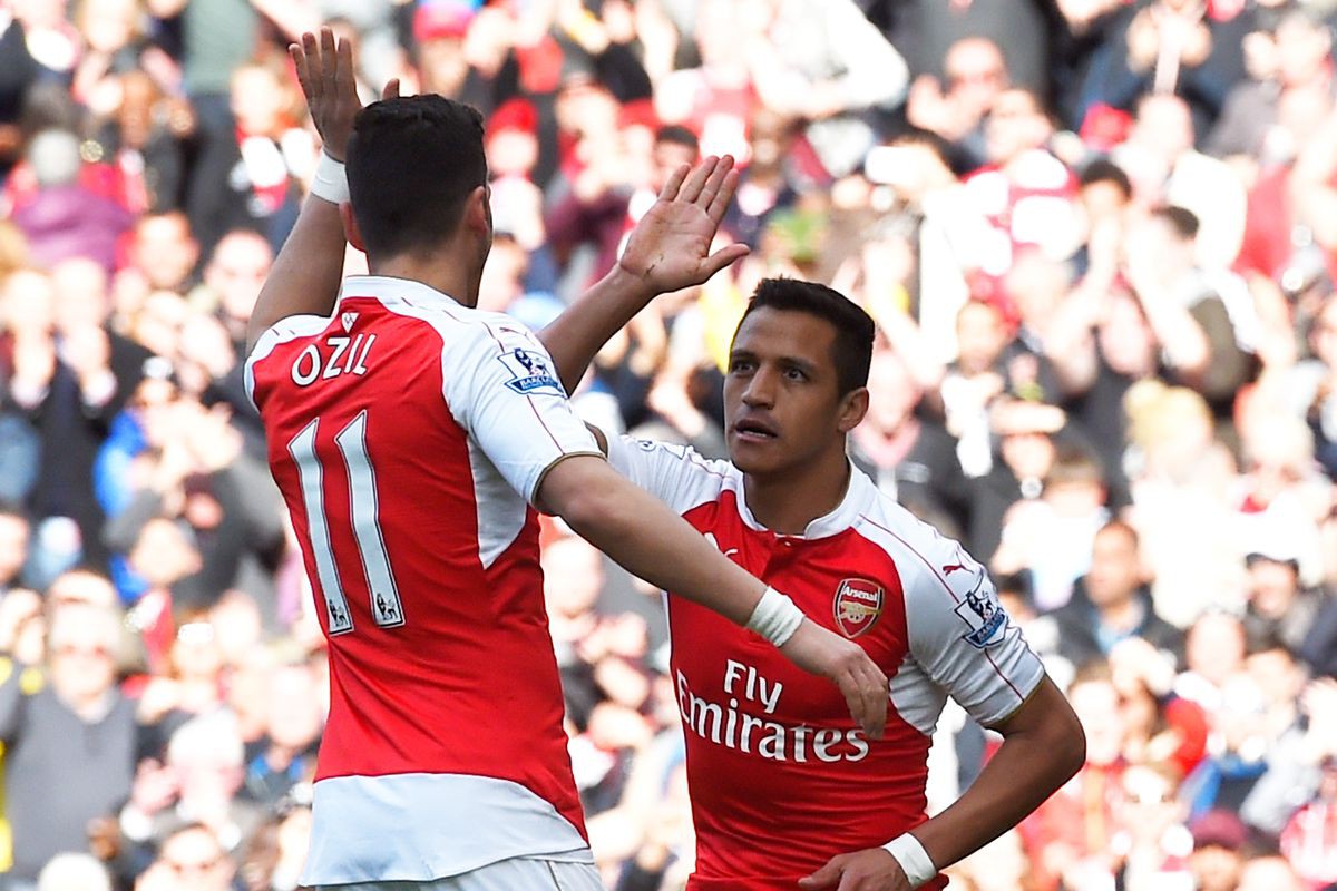 Oezil và Sanchez vẫn đóng vai trò không thể thay thế ở Arsenal trong thời điểm hiện tại