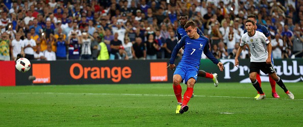 Pháp 2-0 Đức: Người hùng Antoine Griezmann