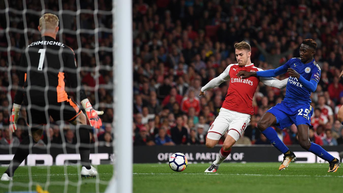Ramsey ghi bàn gỡ hòa cho Arsenal