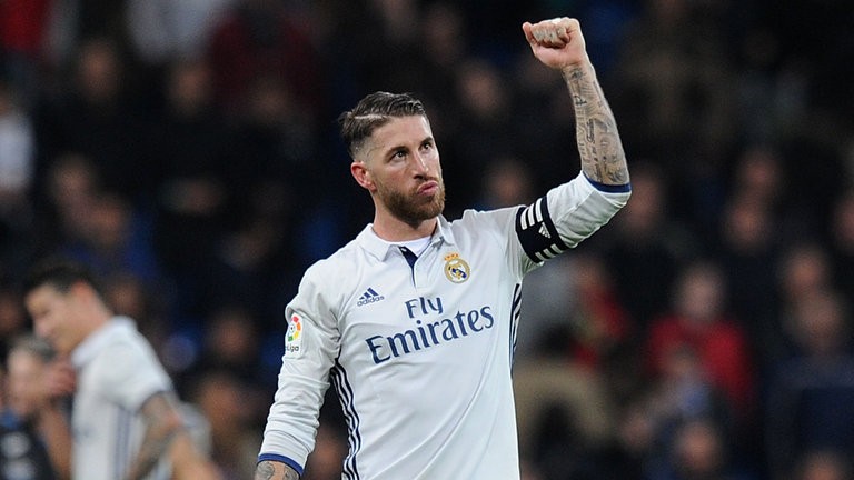 Sergio Ramos vừa gia hạn hợp đồng với Real Madrid đến năm 2021