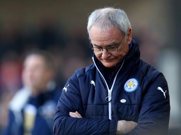 ''Gã thợ hàn'' Claudio Ranieri cũng chung số phận ở Leicester