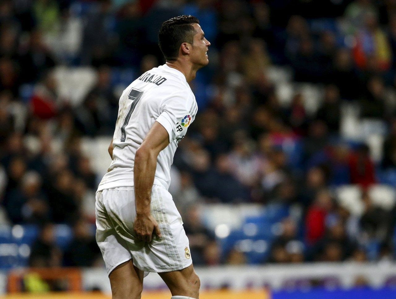 Ronaldo chữa bệnh bằng liệu pháp không đảm bảo
