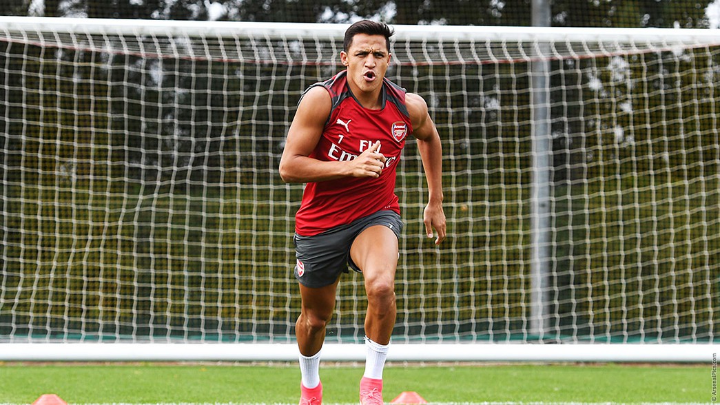 Sanchez đã trở lại tập luyện để chuẩn bị cho trận Siêu Cúp Anh diễn ra vào Chủ nhật tuần này