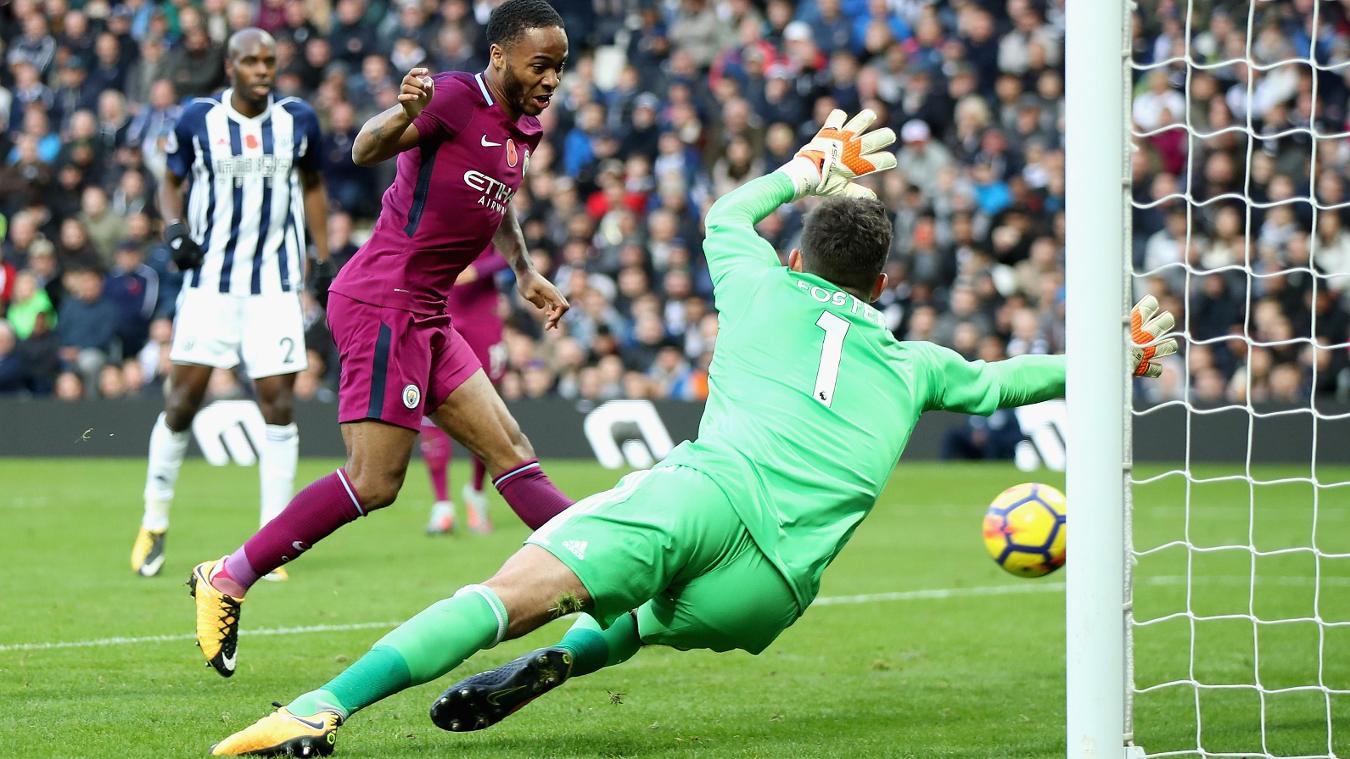 Sterling mới vươn lên dẫn đầu danh sách ghi bàn cho Man City ở giải Ngoại hạng, ngang bằng thành tích của Aguero (7 bàn)