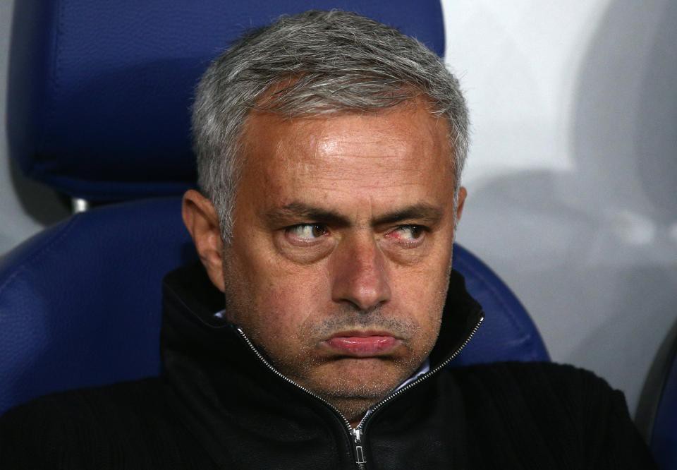 HLV Jose Mourinho sắp phải hầu tòa vì tội trốn thuế