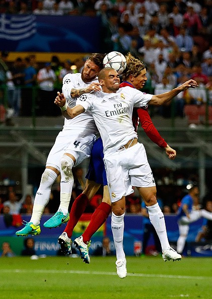 TRỰC TIẾP, Real Madrid 1-0 Atletico Madrid: Griezmann đá hỏng penalty