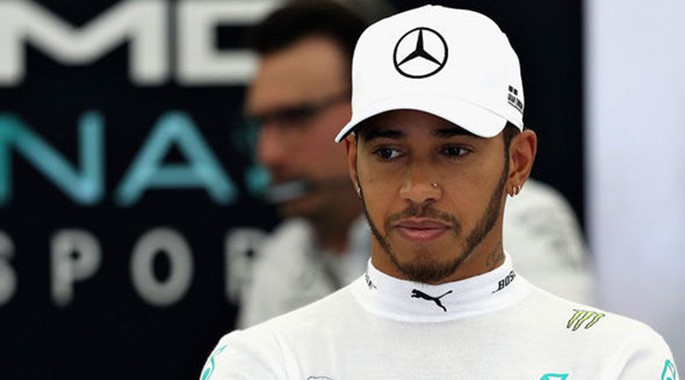 Hamilton tỏ ra chán nản với thành tích toàn đội.