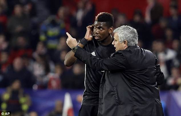 Hình ảnh: Pogba khẳng định anh và Mourinho không có bất cứ mâu thuẫn gì hết