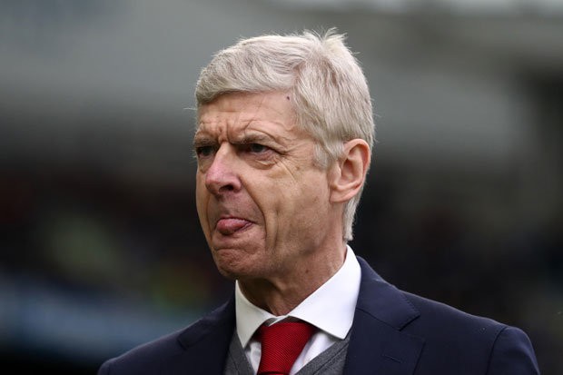 Hình ảnh: Wenger phải vô địch Europa League để có thể giữ ghế