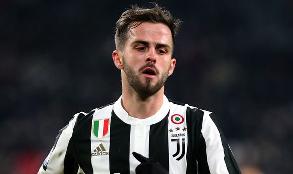 Pjanic là phương án dự phòng của Barca nếu không chiêu mộ được Coutinho