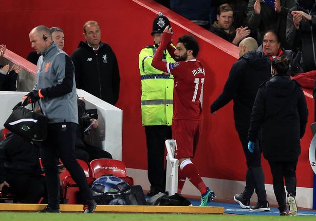 Hình ảnh: Salah phải rời sân sớm vì chấn thương