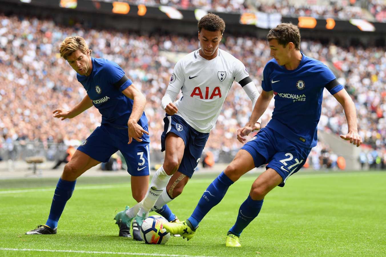 Hình ảnh: Trận đại chiến giữa Tottenham và Chelsea sẽ quyết định tấm vé dự Champions League của cả 2 đội