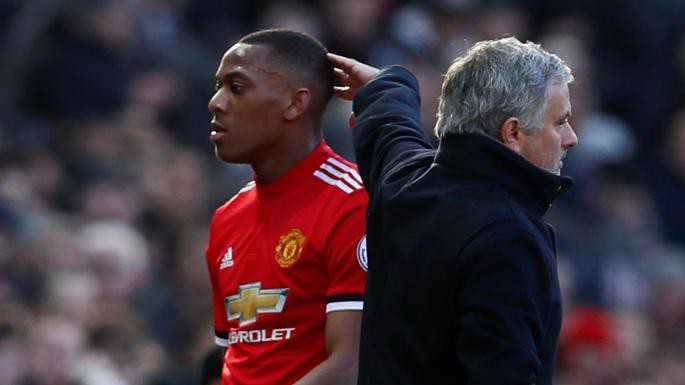 Hình ảnh: Mourinho né tránh câu hỏi về vấn đề của Martial