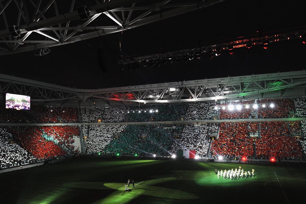 Hình ảnh: Juventus Arena ngày có trận đấu