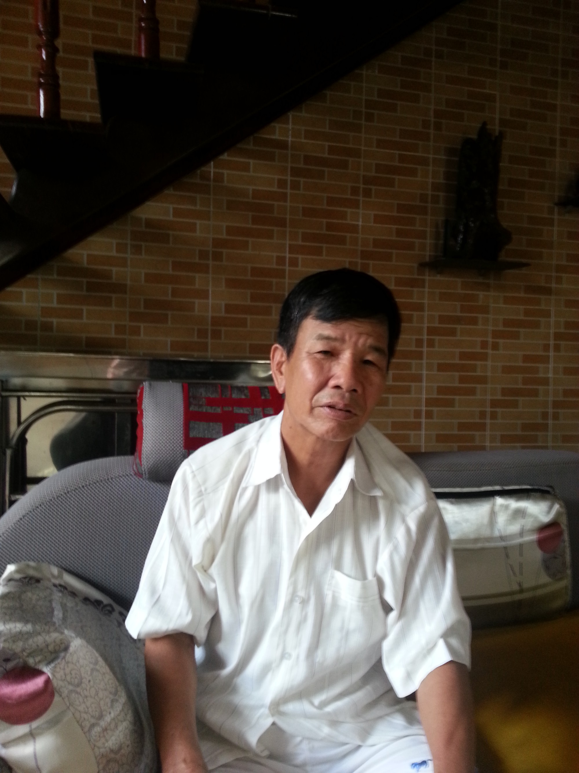 Ông Hòa được coi là người nuôi giấc mơ bóng đá cho Võ Lý.