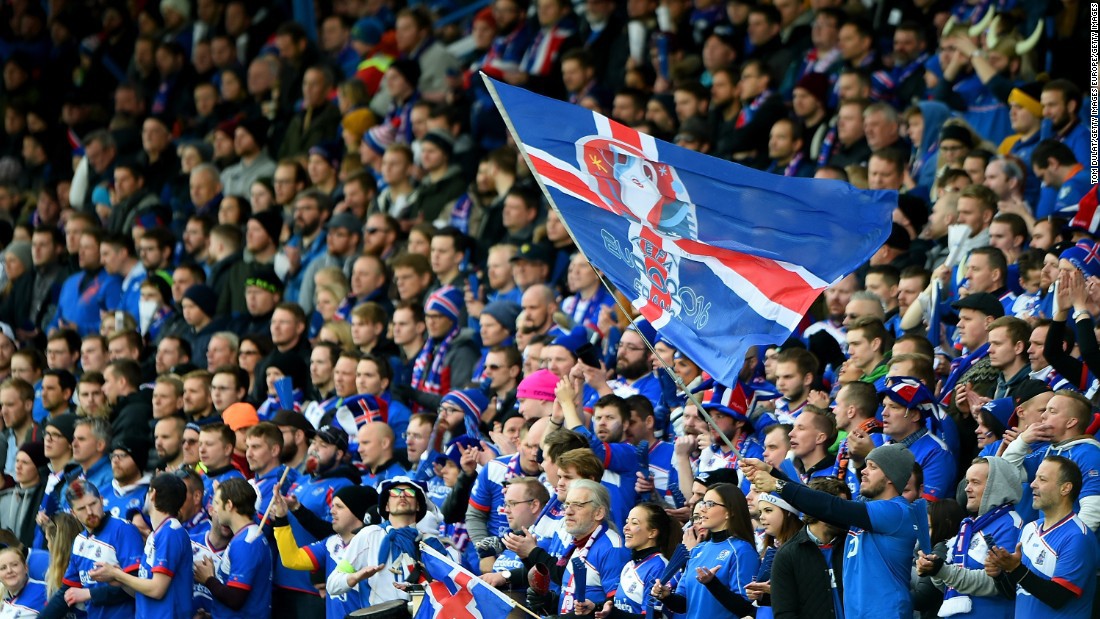 Đông đảo CĐV Iceland đã có mặt tại Pháp để chứng kiến trận cầu giữa đội nhà và tuyển Pháp đêm nay.