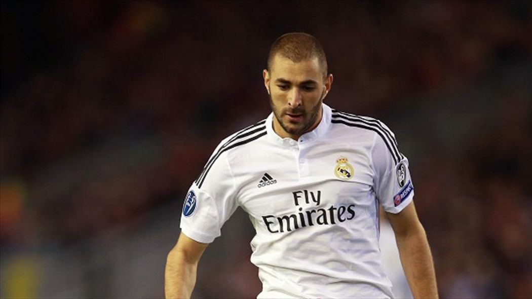 Dính chấn thương, Benzema phải nghỉ ít nhất 3 trận.