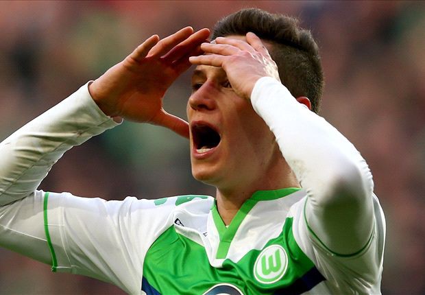 Julian Draxler sẽ ở lại Wolfsburg.