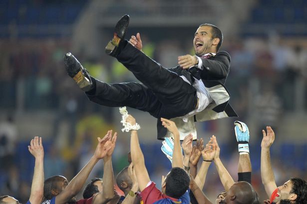 Pep Guardiola trong niềm vui vô địch Champions League mùa 2008/09.