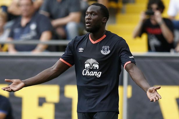 Lukaku sẽ nhận lương 135.000 bảng/tuần nếu tiếp tục gắn bó với Everton.