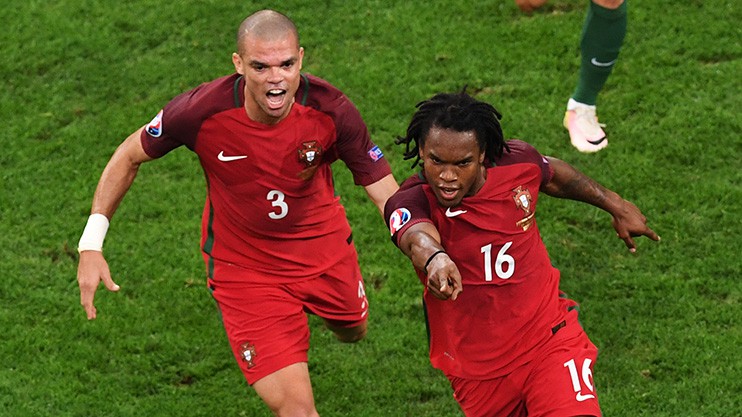 Rất nhiều đội bóng nghi ngờ về tuổi thật của Renato Sanches.