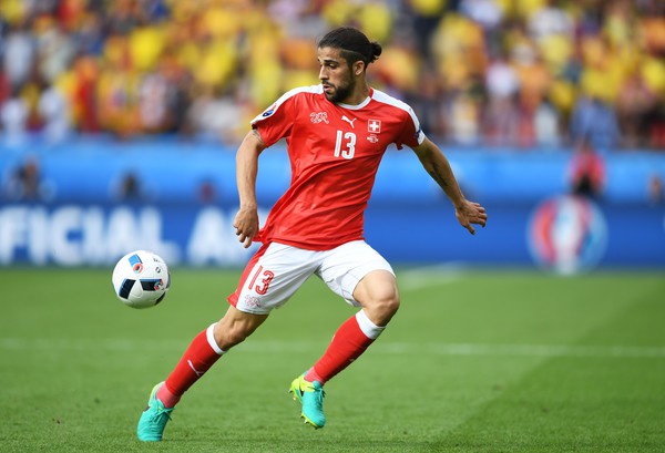 Ricardo Rodriguez lọt tầm ngắm của Barca.