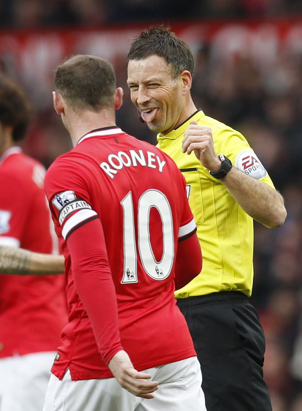 Trọng tài Mark Clattenburg.