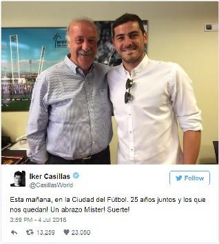 Hình ảnh được Iker Casillas đăng tải lên trang cá nhân Twitter hôm thứ Hai.