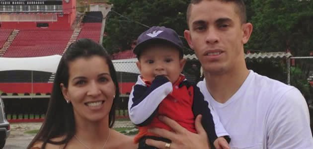 Gabriel Paulista cùng bà xã Fernanda và con trai Miguel