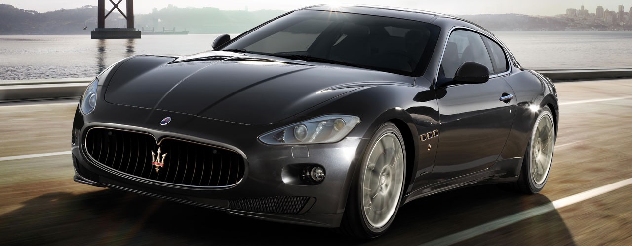 Cả Griezmann và đồng đội Pogba ở tuyển Pháp đều sở hữu siêu xe Maserati Grantourismo.