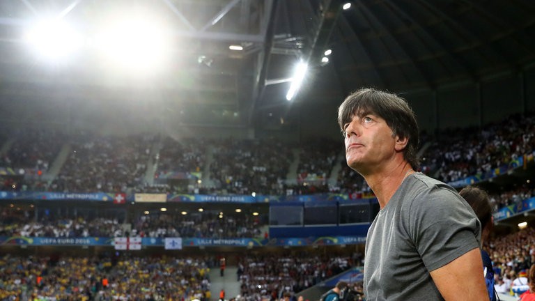 Joachim Loew hài lòng với những gì mà tuyển Đức thể hiện trong trận thua 0-2 trước Pháp. 