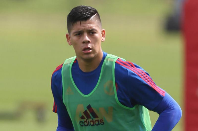 Villarreal đang quan tâm đến Marcos Rojo.