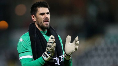 Victor Valdes nhiều khả năng sẽ gia nhập Middlesbrough.