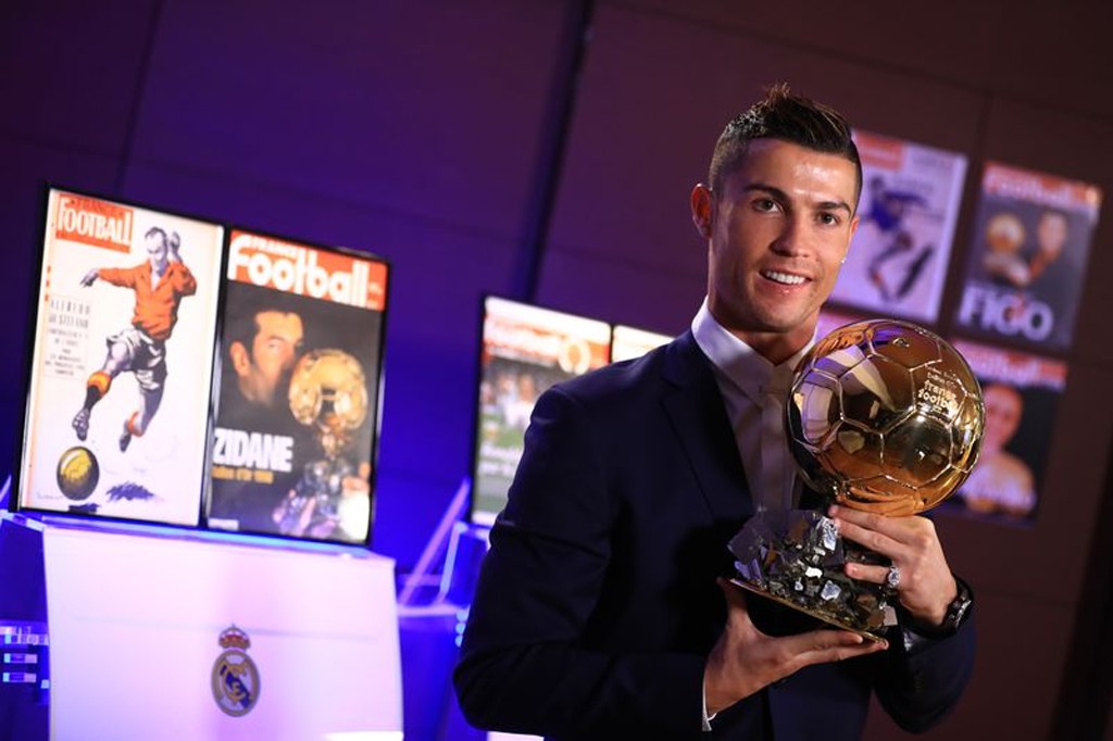 Ronaldo đã dùng Quả bóng vàng làm một việc thiện nguyện cực kỳ có ý nghĩa