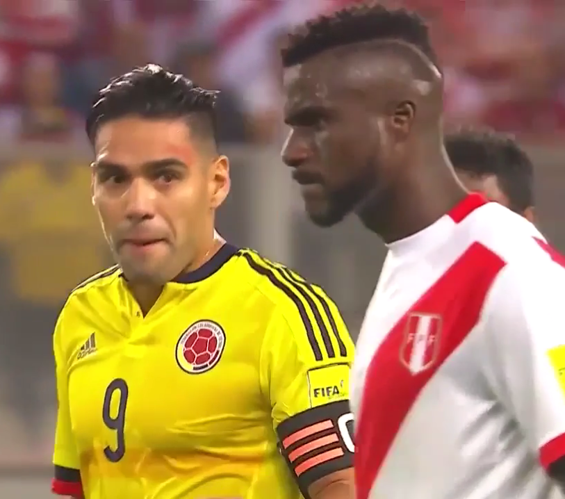 Đội trưởng Colombia, Falcao được cho là đi thương thuyết với cầu thủ Peru để giữ tỷ số 1-1 có lợi cho cả hai đội