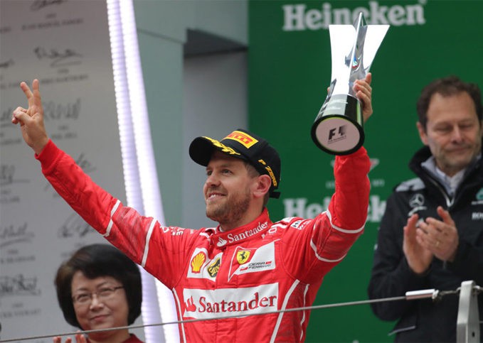 Hình ảnh: Liệu Vettel có chinh phục China GP và lập hattrick vô địch 3 chặng đầu mùa?