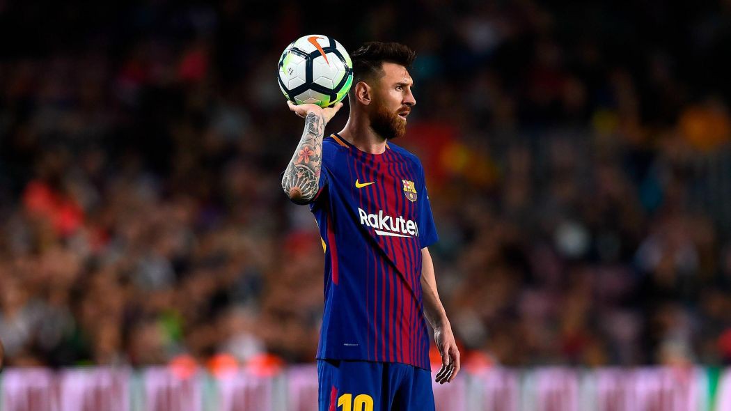 HÌNH ẢNH: Messi cùng Barca phải đợi thêm tối thiểu 2 vòng nữa mới có thể chạm tay vào Cúp VĐ Liga mùa này