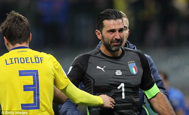 Buffon đã nếm trải từ vinh quang đến cay đắng cùng Azzurri