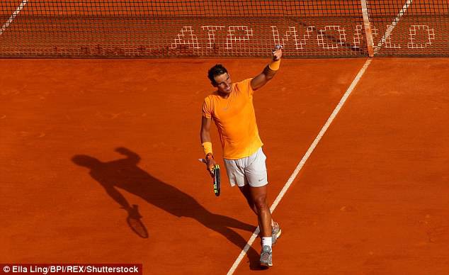 hình ảnh: Nadal vẫn quá mạnh trên mặt sân đất nện sở trường