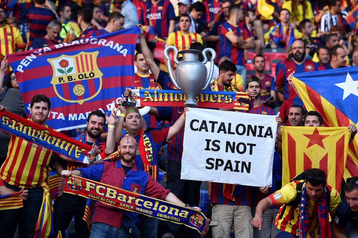 Hình ảnh: Sự kiện đòi độc lập cho xứ Catalonia đã ảnh hưởng nhiều tới Barca, thậm chí CLB từng phải đá trong sân không có khán giả